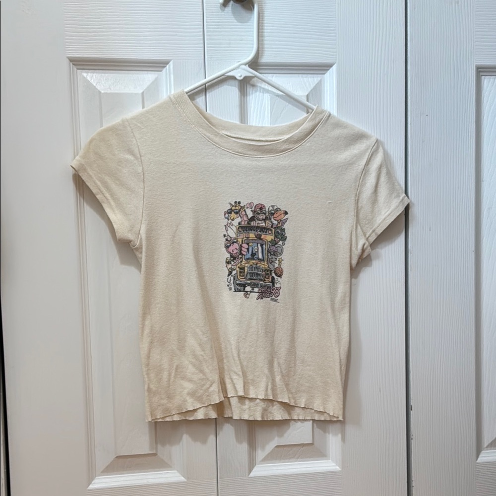 Brandy Melville Chill Since Cream Cropped Graphic Tee